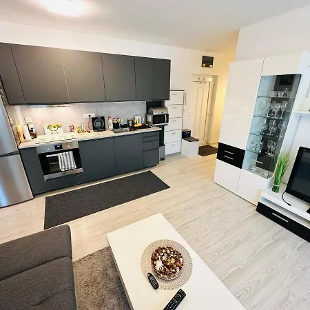 公寓 Balchill Medences Apartman 希欧福克