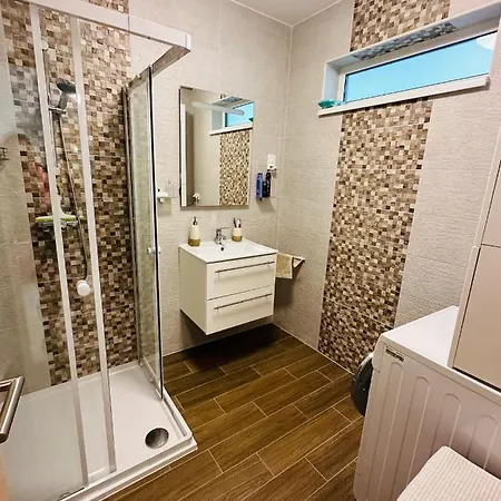 Balchill Medences Apartman